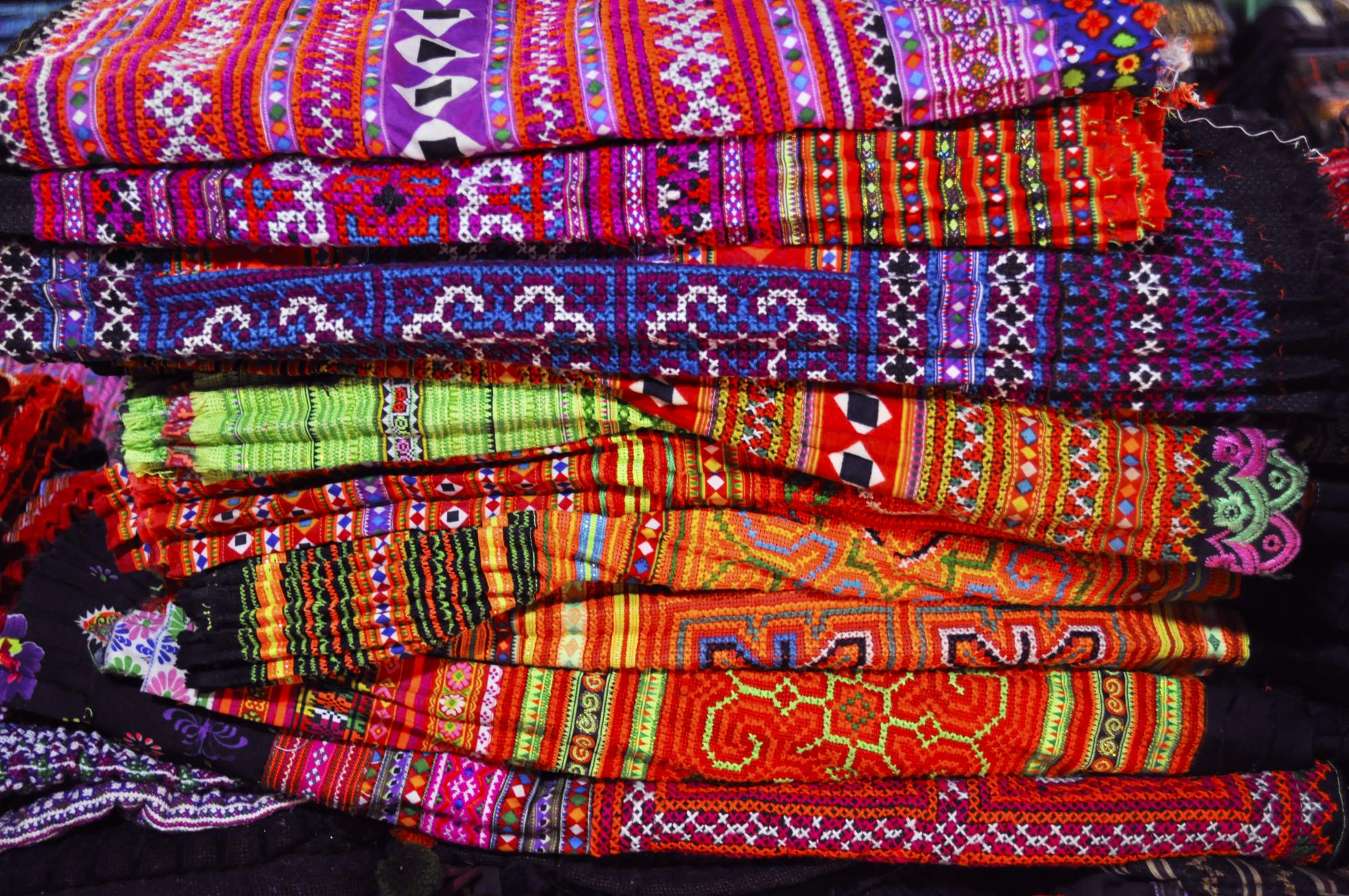 hmong embrodery 3