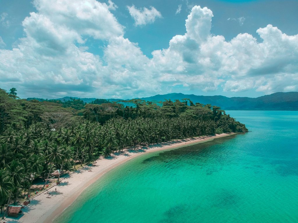 White beach, turquoise water palawan, philippines